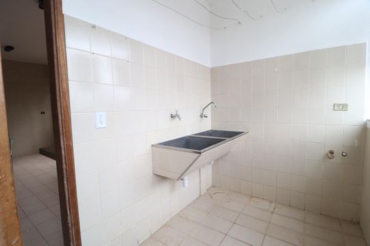 Área de Serviço de apartamento para alugar com 3 quartos, 140m² em Nossa Senhora Aparecida, Uberlândia