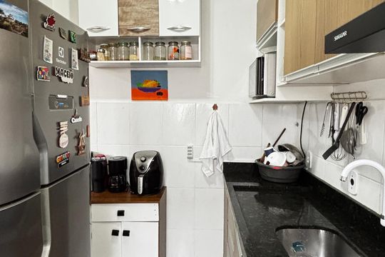 Cozinha de apartamento à venda com 2 quartos, 50m² em Parque Erasmo Assunção, Santo André