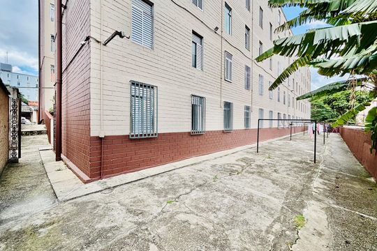 Área comum de apartamento para alugar com 2 quartos, 57m² em Conjunto Residencial José Bonifácio, São Paulo