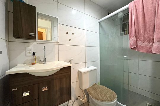 Banheiro Social de apartamento para alugar com 2 quartos, 48m² em Freguesia (jacarepaguá), Rio de Janeiro
