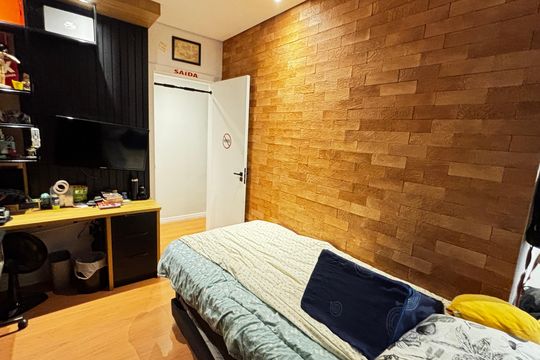 Quarto 1 de casa à venda com 3 quartos, 243m² em Vila Pires, Santo André
