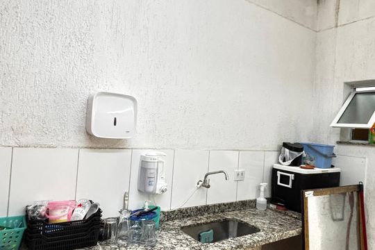 Garagem de casa à venda com 3 quartos, 243m² em Vila Pires, Santo André