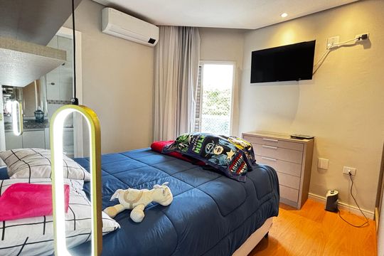 Suite de casa à venda com 3 quartos, 243m² em Vila Pires, Santo André