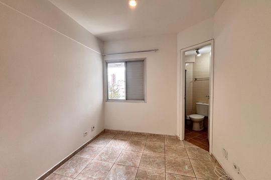 Suíte de apartamento para alugar com 1 quarto, 36m² em Indianópolis, São Paulo