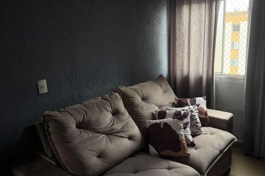 Sala de apartamento à venda com 2 quartos, 56m² em Conjunto Residencial José Bonifácio, São Paulo