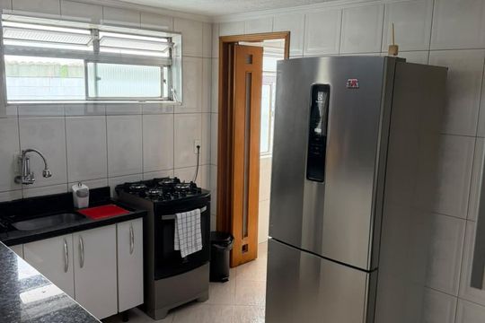 Cozinha de apartamento à venda com 2 quartos, 56m² em Conjunto Residencial José Bonifácio, São Paulo