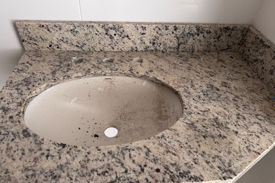 Suíte - Banheiro de apartamento à venda com 2 quartos, 80m² em Recreio dos Bandeirantes, Rio de Janeiro
