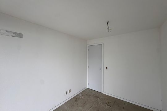 Quarto  de apartamento à venda com 2 quartos, 80m² em Recreio dos Bandeirantes, Rio de Janeiro
