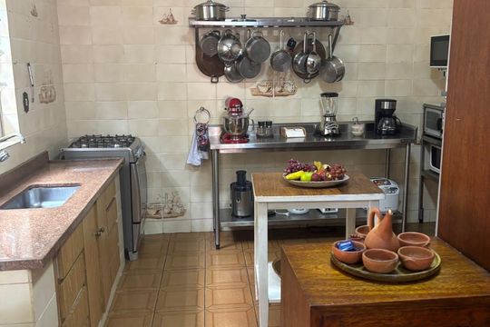 Cozinha de casa de condomínio à venda com 3 quartos, 325m² em Parque Vila Rica, Barueri