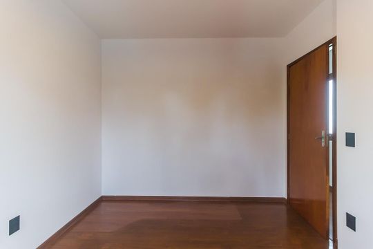 Quarto 2 de casa de condomínio para alugar com 2 quartos, 90m² em Vila Oliveira, Mogi das Cruzes