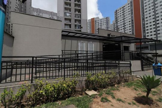 Fachada  de apartamento à venda com 2 quartos, 42m² em Usina Piratininga, São Paulo
