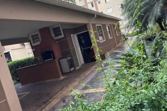 Apartamento à venda com 2 quartos, 100m² em Jardim Santa Teresinha, São Paulo
