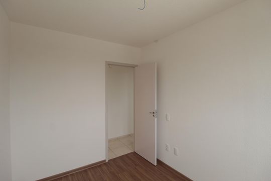 Quarto 2 de apartamento para alugar com 2 quartos, 46m² em Jardim Guanabara, Belo Horizonte