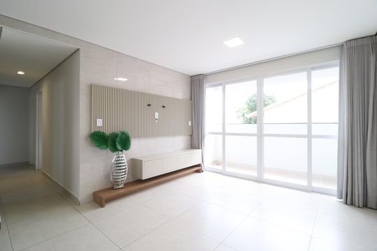 Apartamento para alugar com 3 quartos, 89m² em Santa Mônica, Uberlândia