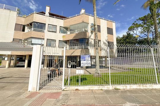 Fachada de apartamento para alugar com 3 quartos, 99m² em Canasvieiras, Florianópolis