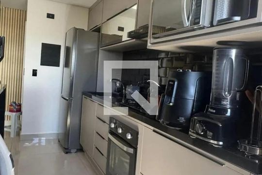 Cozinha de apartamento à venda com 2 quartos, 93m² em Vila Castelo, São Paulo