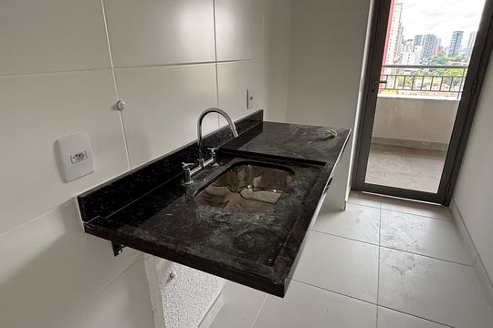 Cozinha de apartamento à venda com 2 quartos, 53m² em Bosque da Saúde, São Paulo