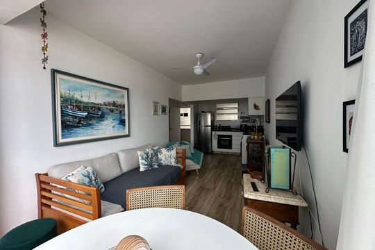 Sala de apartamento para alugar com 1 quarto, 50m² em Centro, São Vicente