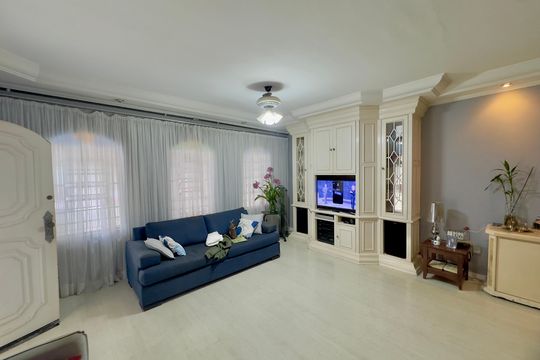 Casa para alugar com 4 quartos, 171m² em Jardim Santa Mena, Guarulhos