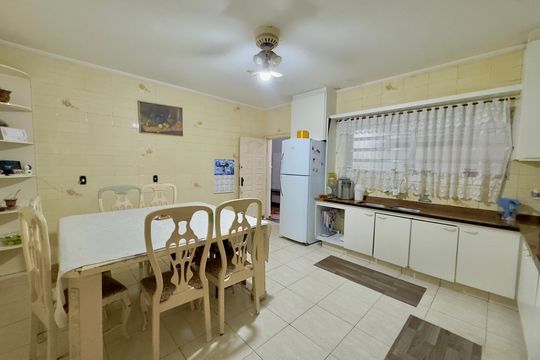 Cozinha de casa para alugar com 4 quartos, 171m² em Jardim Santa Mena, Guarulhos