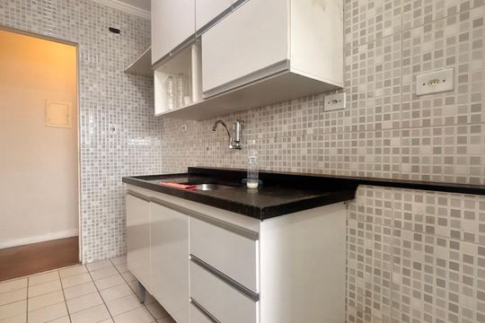 Cozinha de apartamento para alugar com 3 quartos, 73m² em Continental, Osasco
