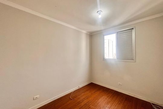 Quarto 3 de apartamento para alugar com 3 quartos, 73m² em Continental, Osasco