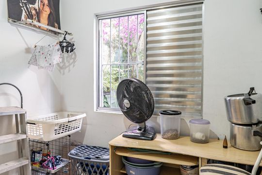 Quarto de Serviço de casa à venda com 3 quartos, 250m² em Vila Brasilio Machado, São Paulo