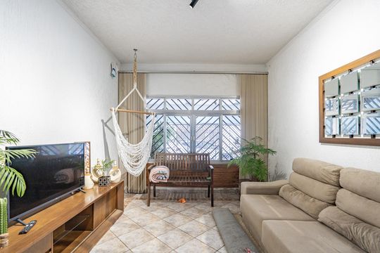 Sala de casa à venda com 3 quartos, 250m² em Vila Brasilio Machado, São Paulo
