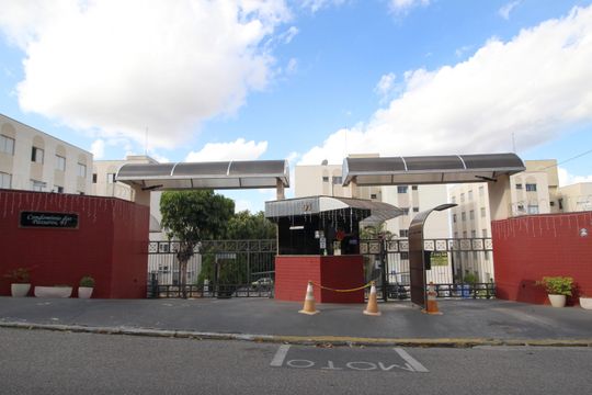 Fachada de apartamento para alugar com 2 quartos, 47m² em Jardim Guadalajara, Sorocaba