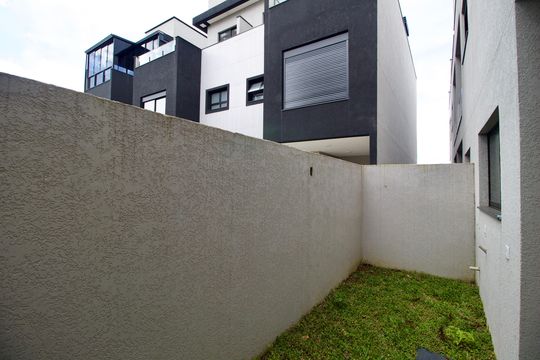 Área de Serviço de casa à venda com 4 quartos, 140m² em Cajuru, Curitiba