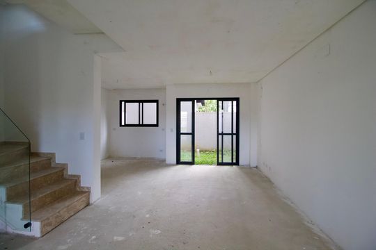 Casa à venda com 4 quartos, 140m² em Cajuru, Curitiba
