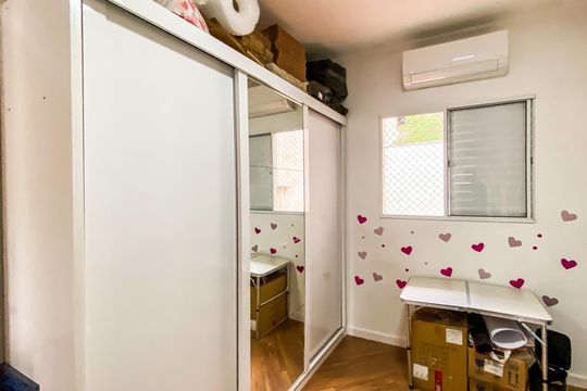 Quarto 2 de casa à venda com 2 quartos, 90m² em Vila Matilde, São Paulo