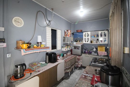 Cozinha de apartamento para alugar com 2 quartos, 104m² em Farrapos, Porto Alegre