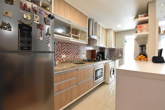Cozinha de apartamento à venda com 3 quartos, 79m² em Portão, Curitiba