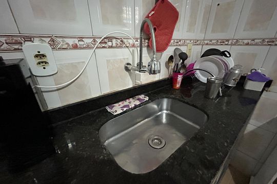 Cozinha de apartamento para alugar com 2 quartos, 72m² em Guadalupe, Rio de Janeiro