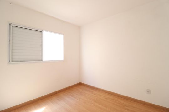 Quarto 2 de apartamento para alugar com 2 quartos, 47m² em Grand Ville, Uberlândia