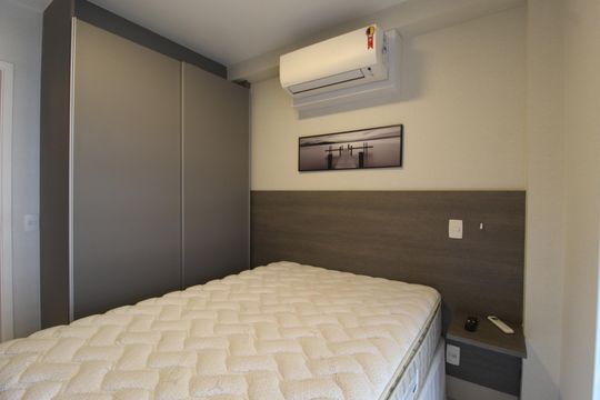 Quarto de apartamento para alugar com 1 quarto, 45m² em Indianópolis, São Paulo