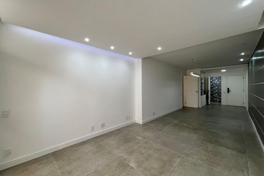 Apartamento para alugar com 3 quartos, 101m² em Barra da Tijuca, Rio de Janeiro