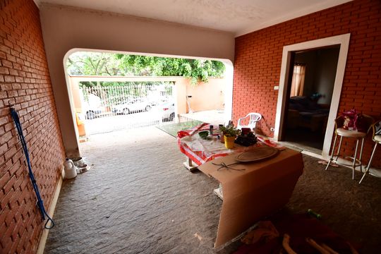 Garagem de casa à venda com 3 quartos, 180m² em Parque Taquaral, Campinas
