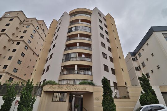 Fachada de apartamento para alugar com 4 quartos, 162m² em Maracanã, Uberlândia