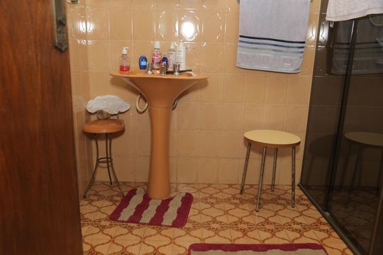 Banheiro de casa à venda com 4 quartos, 500m² em Itaquera, São Paulo