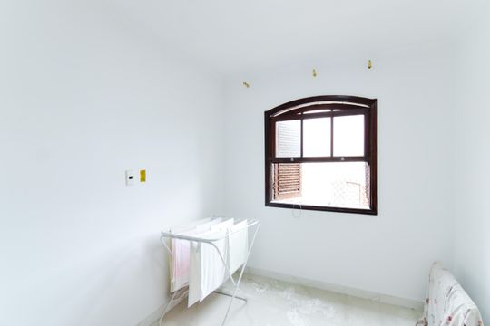 Quarto 2 de casa à venda com 3 quartos, 69m² em Vila Rosalia, Guarulhos