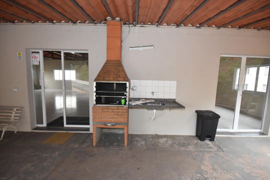 Área comum - Churrasqueira de apartamento para alugar com 2 quartos, 54m² em Jardim Guanabara, Jundiaí