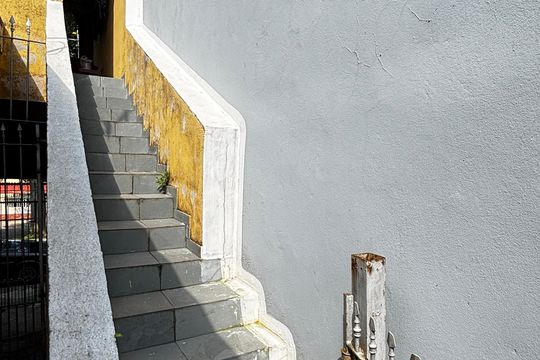 Escada de casa para alugar com 2 quartos, 125m² em Jardim Ana Maria, Santo André