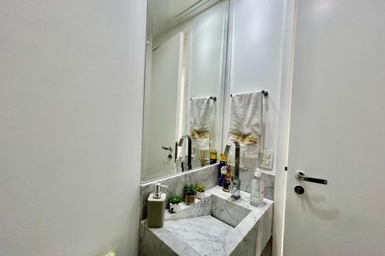 Banheiro de apartamento à venda com 4 quartos, 150m² em Quarta Parada, São Paulo