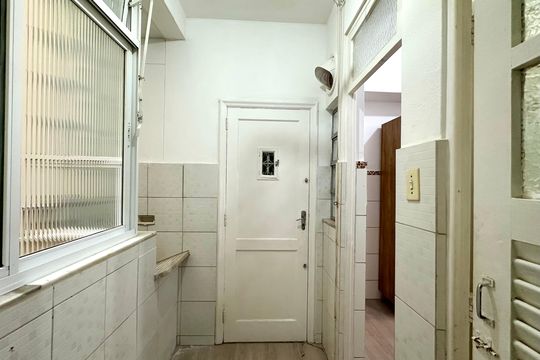 Área de serviço de apartamento para alugar com 2 quartos, 62m² em Copacabana, Rio de Janeiro