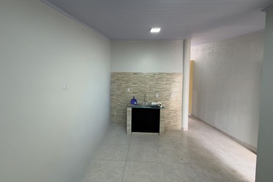 Casa para alugar com 1 quarto, 57m² em Qe 44, Brasília