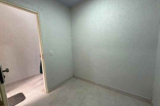Casa para alugar com 1 quarto, 57m² em Qe 44, Brasília