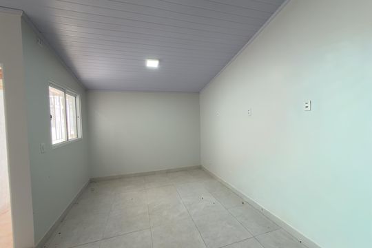 Casa para alugar com 1 quarto, 57m² em Qe 44, Brasília