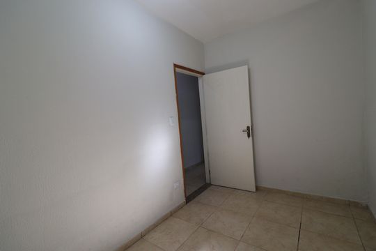 Quarto de casa para alugar com 1 quarto, 30m² em Jardim Satelite, São Paulo